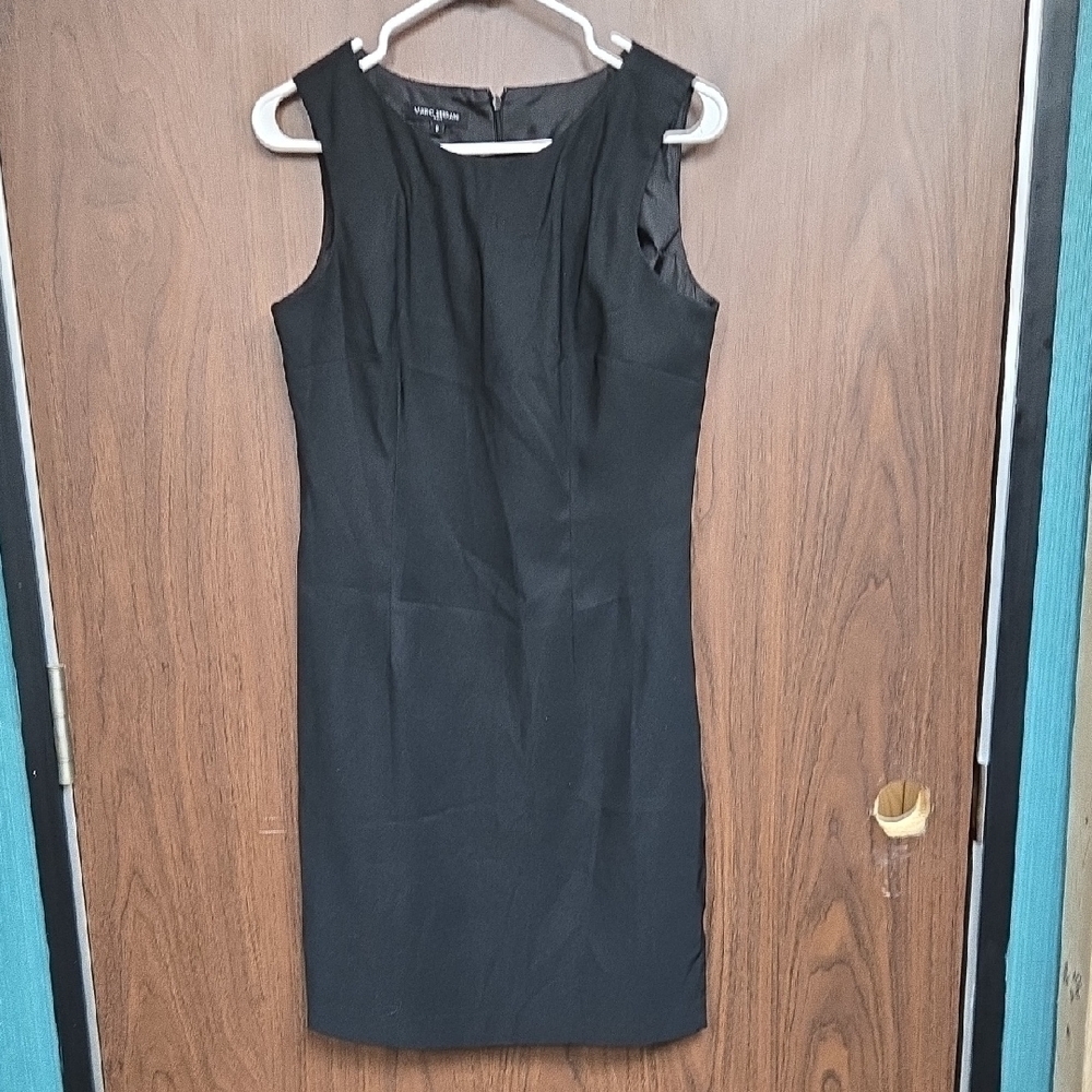 Mario Serrani Size 8 Black Sleeveless Little Black Dress